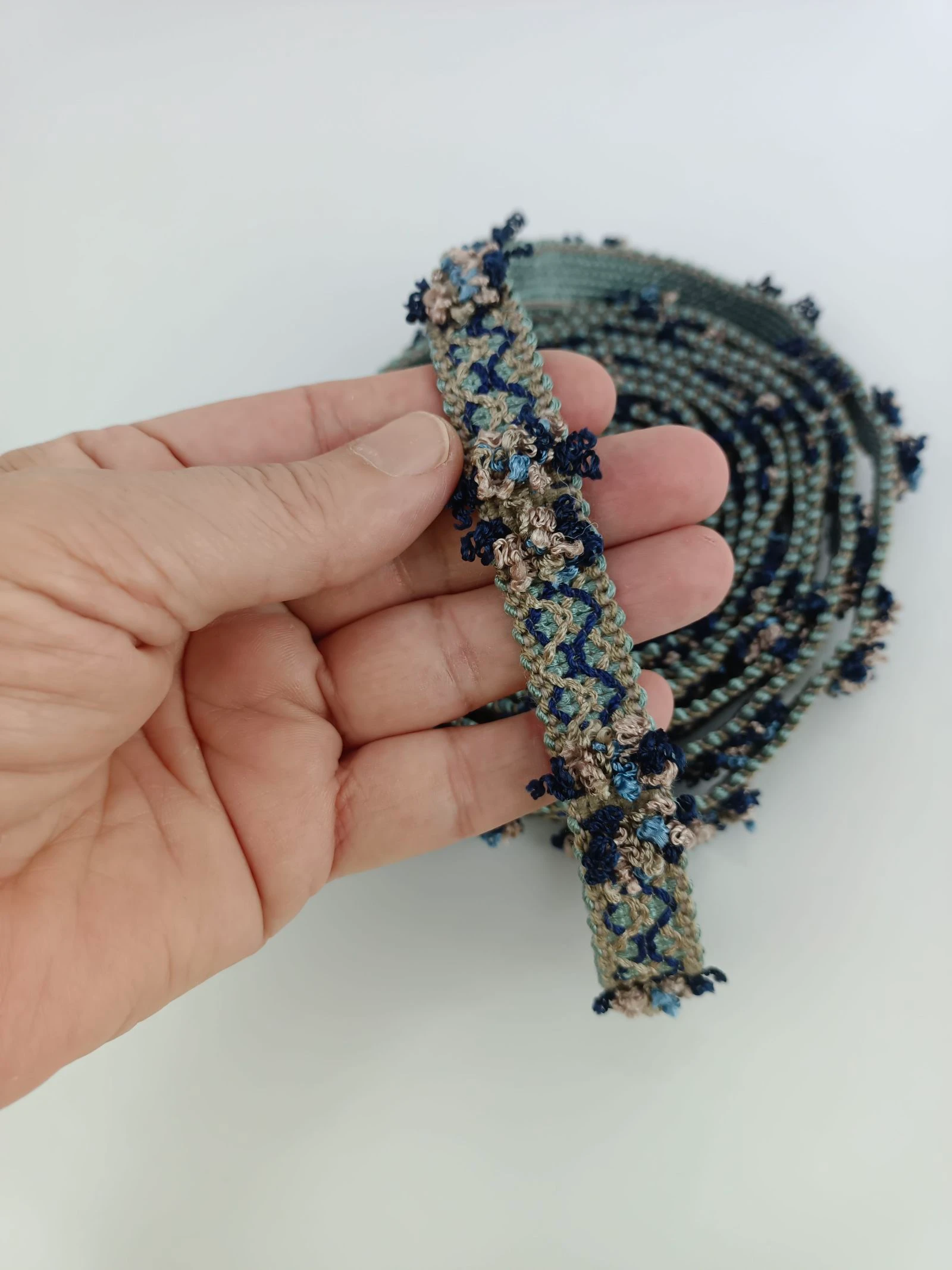 Upholstery-style ribbon for crafts – photo 2